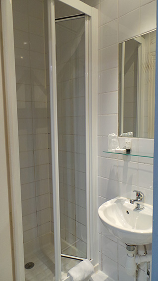Salle d'eau Avant